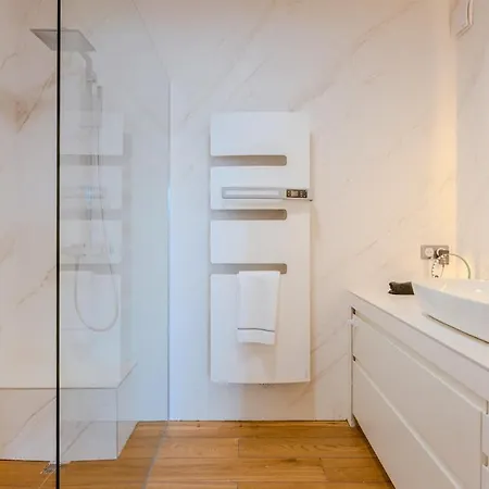 Rooftop In Lavandou, Panoramic View Lägenhet *