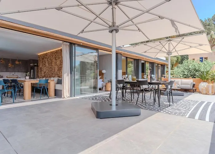 Rooftop In Lavandou, Panoramic View Le Lavandou