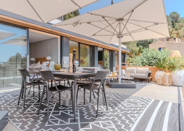 Rooftop In Lavandou, Panoramic View Le Lavandou