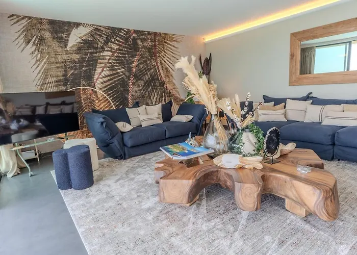 Апартаменты Rooftop In Lavandou, Panoramic View